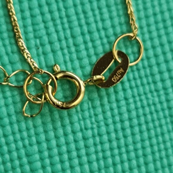 18k Bracelet with small balls and cute money catcher design as charm - Picture 5 of 16